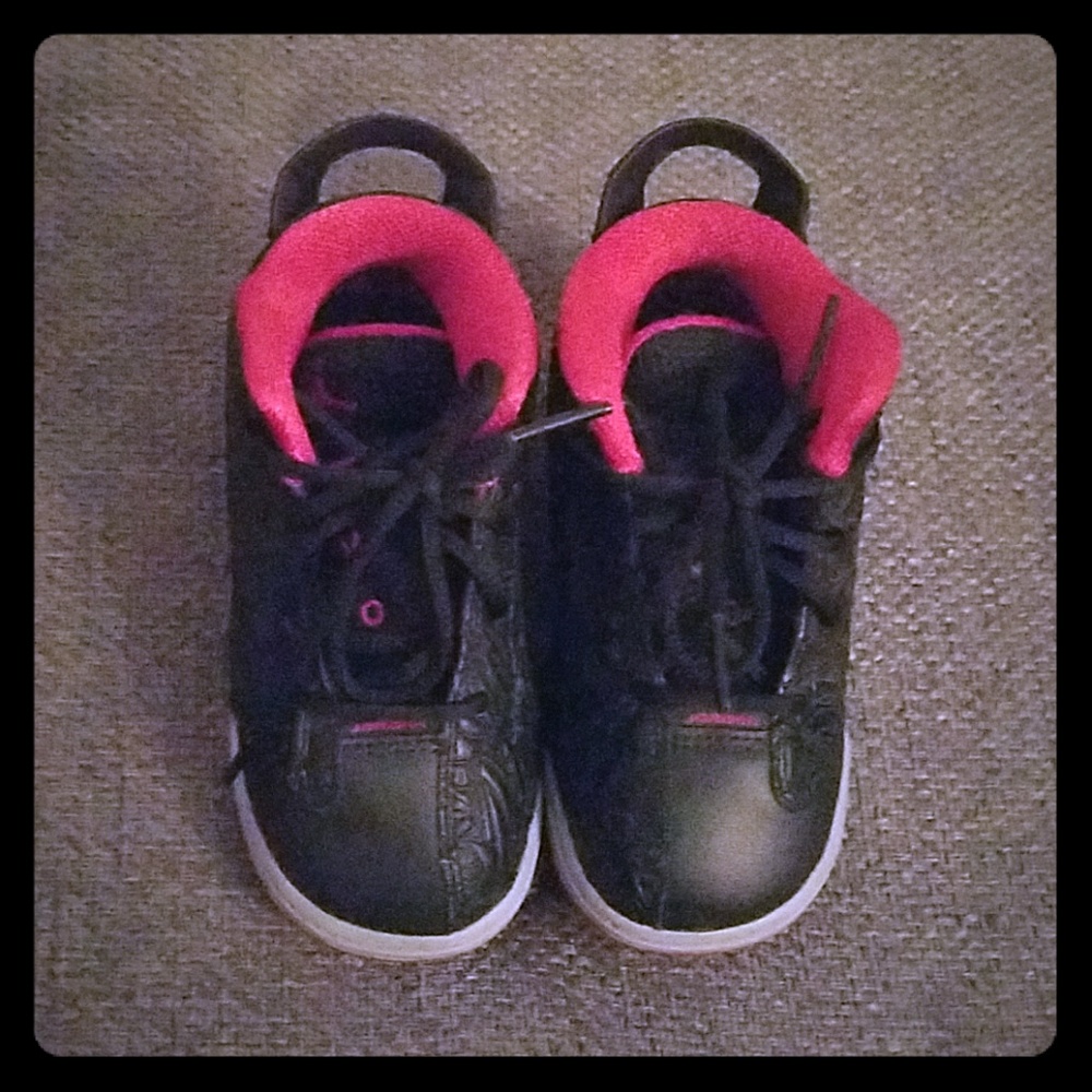 Black/red Jordan